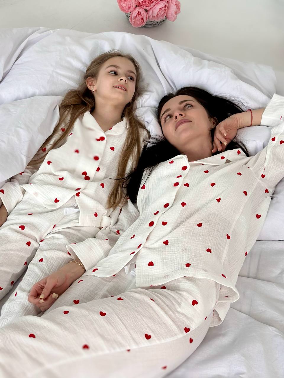 Matching Mommy & Me Pajamas – White with Red Hearts