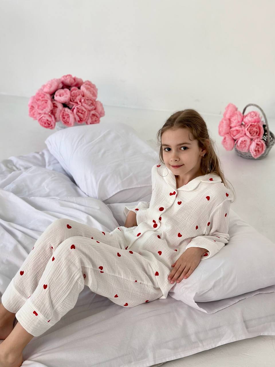 Matching Mommy & Me Pajamas – White with Red Hearts