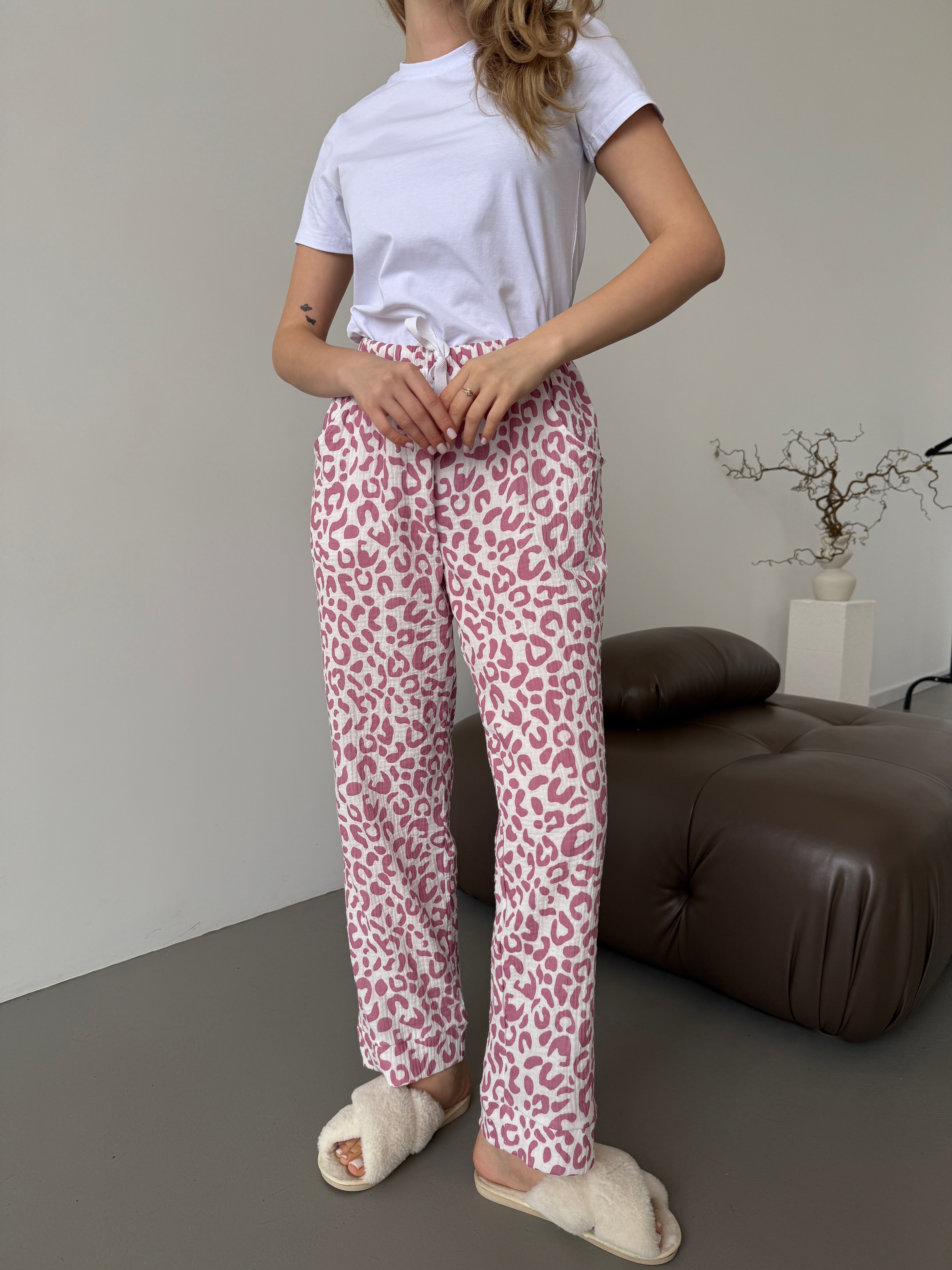 Pink Leopard Women Pajama Set, Animal Pattern Sleepwear for Her, Women Fall Long Sleeve pjs, Warm Autumn Pajamas, Cute Muslin Leopard pjs