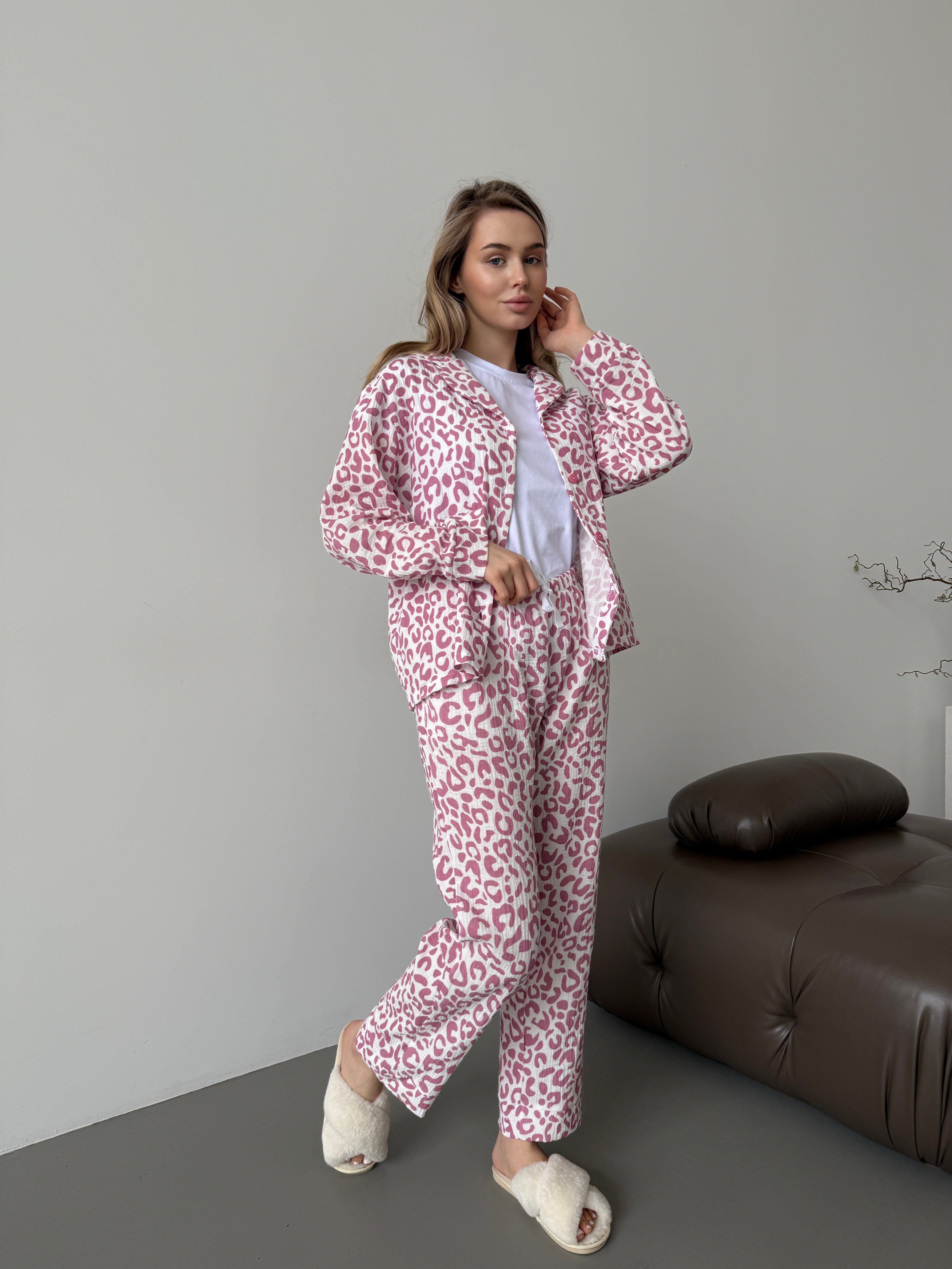 Pink Leopard Women Pajama Set, Animal Pattern Sleepwear for Her, Women Fall Long Sleeve pjs, Warm Autumn Pajamas, Cute Muslin Leopard pjs
