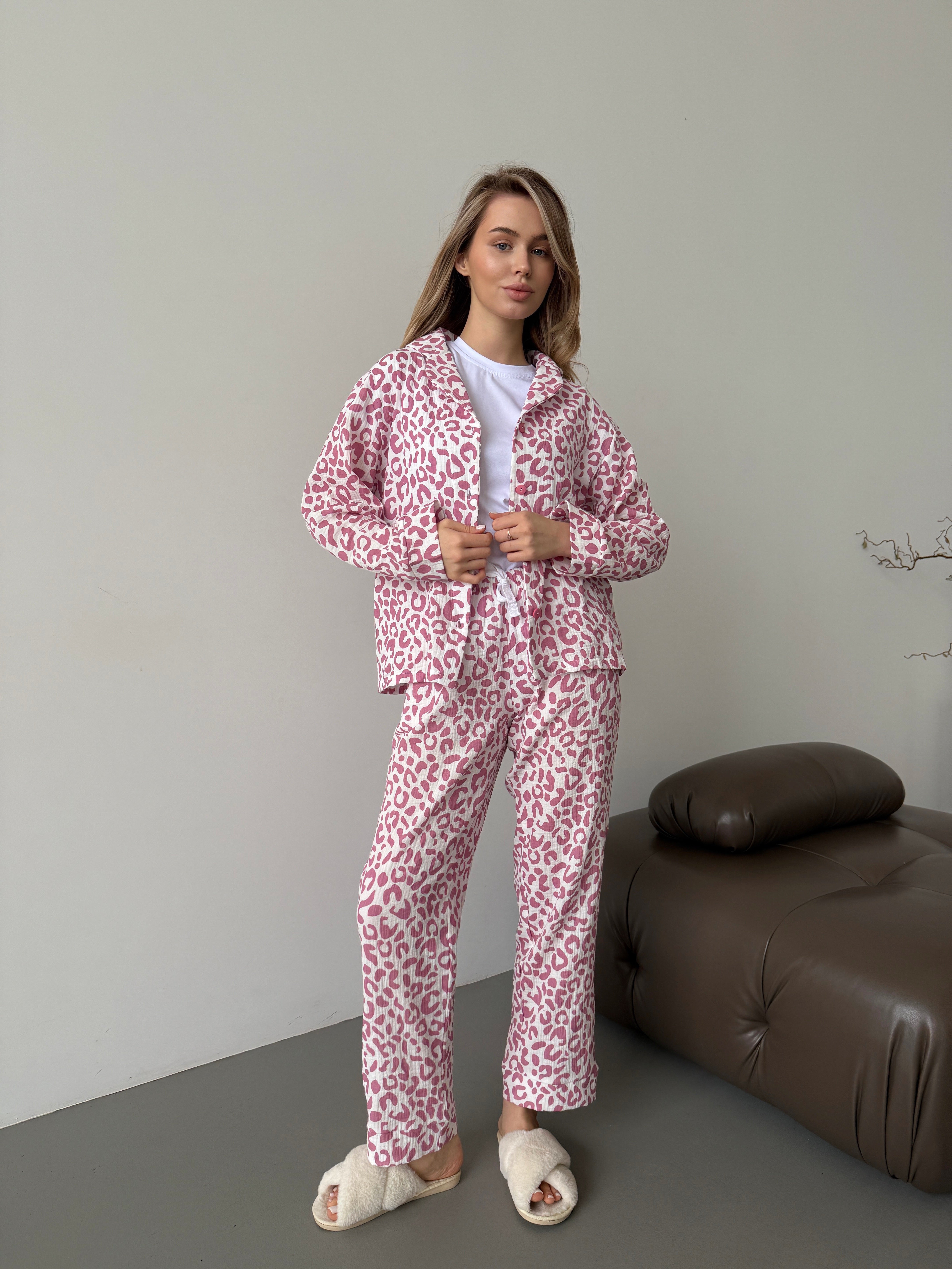 Pink Leopard Women Pajama Set, Animal Pattern Sleepwear for Her, Women Fall Long Sleeve pjs, Warm Autumn Pajamas, Cute Muslin Leopard pjs