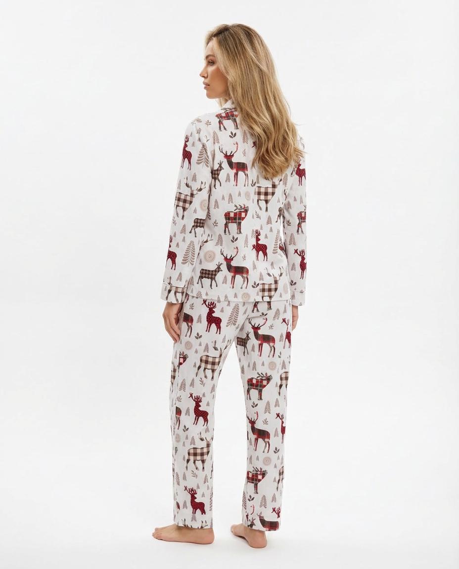 Women`s Pajama Set with Reindeer Print