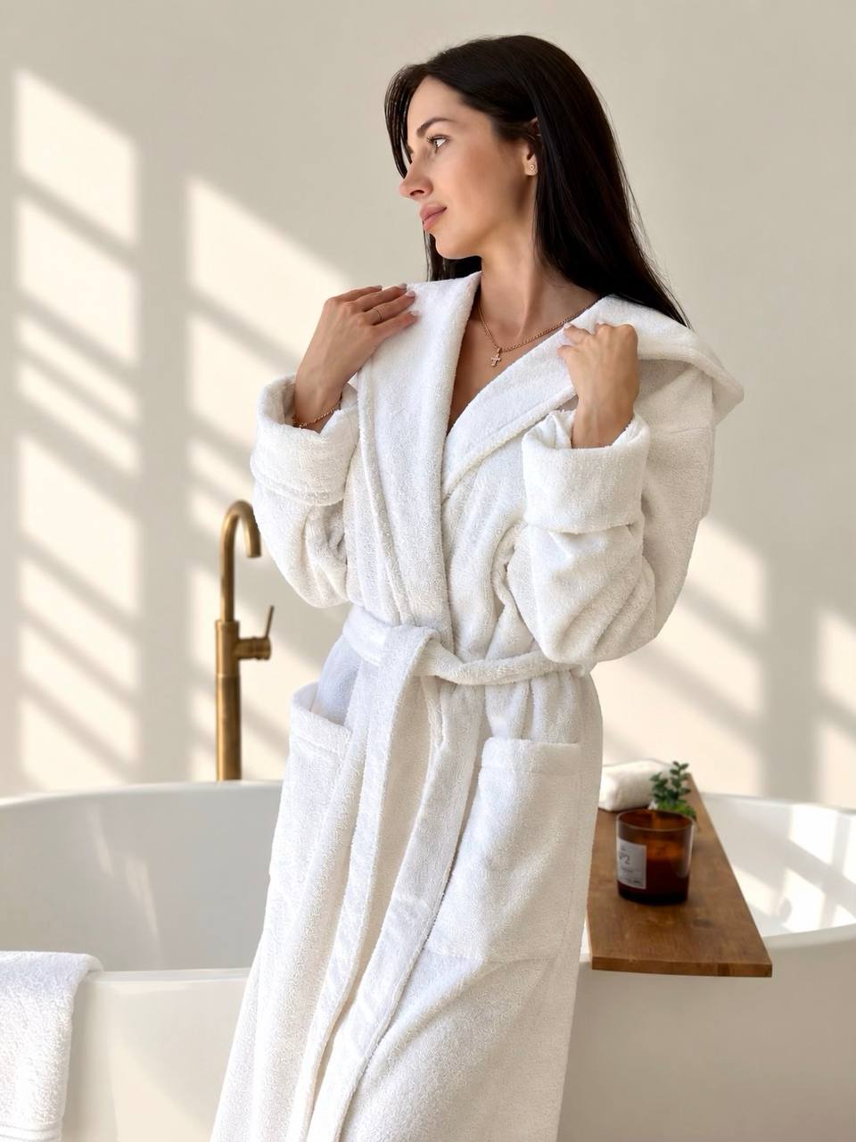 Weißer Kimono aus Musselin für Damen