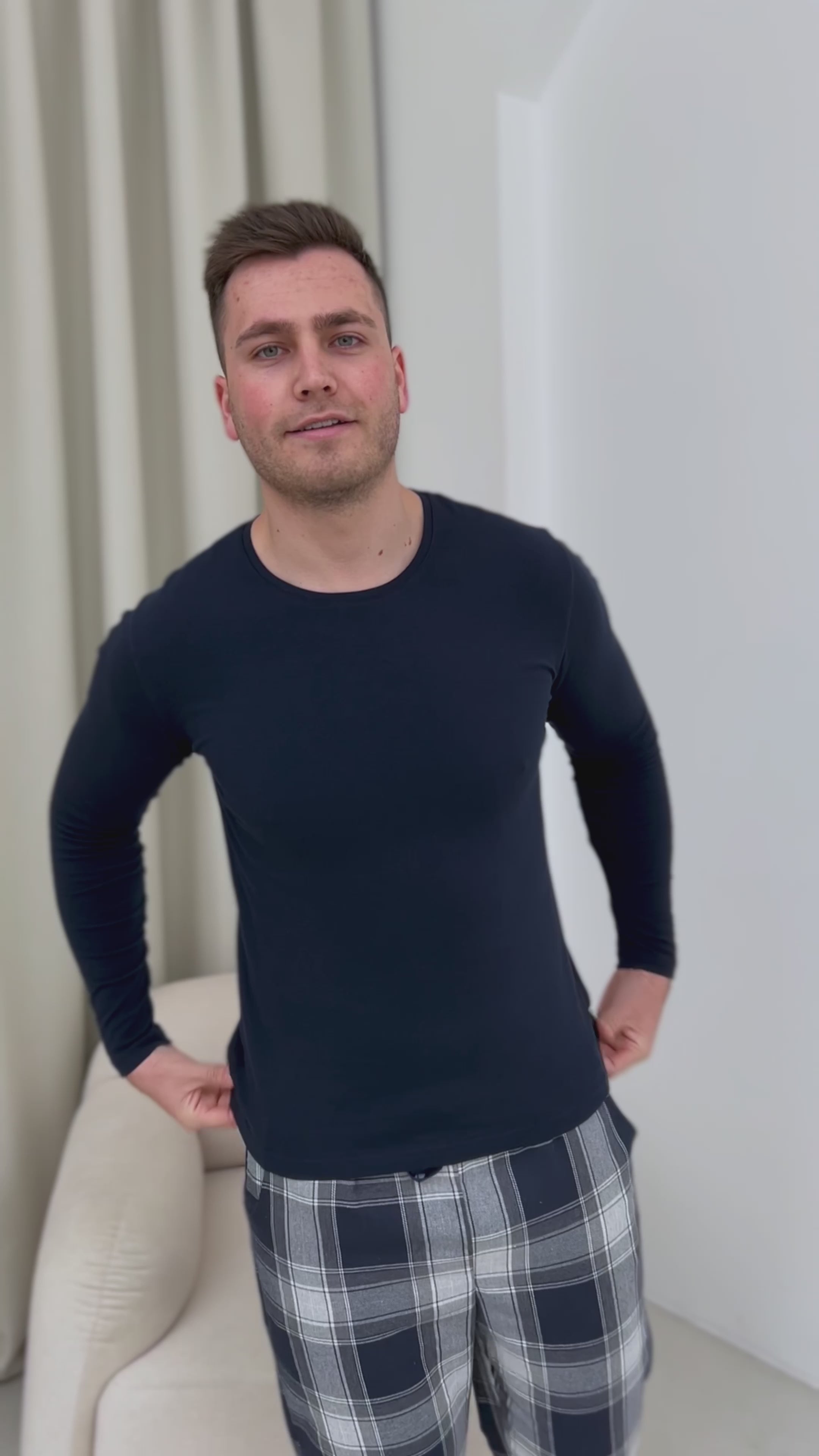 Herren-Flanellpyjama-Set in Rot und Blau mit Taschen